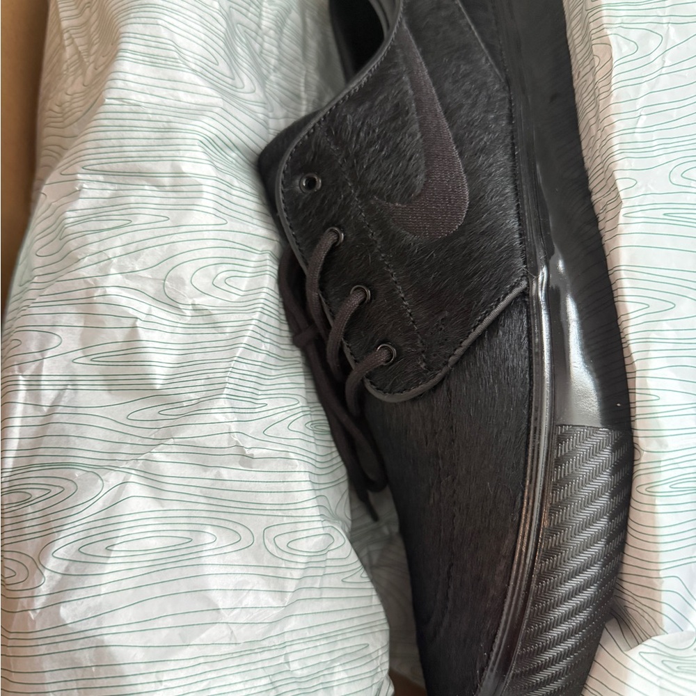 Rare pony hair fur Nike SB
